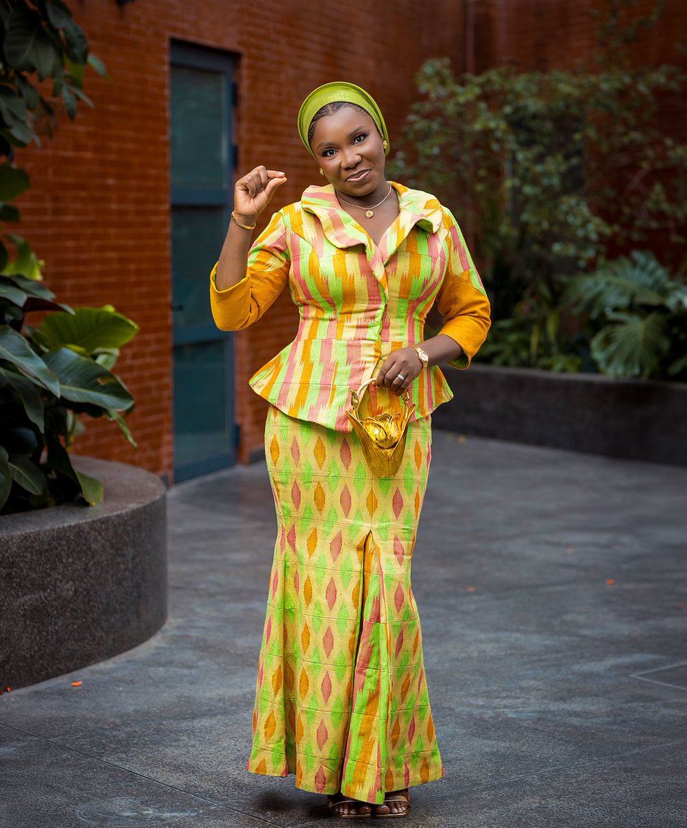 Fatimatu_A's tweet photo. As I turn 40 today, my next chapter is not in pursuit of potentially Pyrrhic victories.
LIFE is enough!
GOOD HEALTH  is enough!
PEACE OF MIND is enough!
Allah has done enough for me already and I celebrate in utmost humility and gratitude. 
I am 40 & favored.
I am 40fied!
God is the greatest!!!