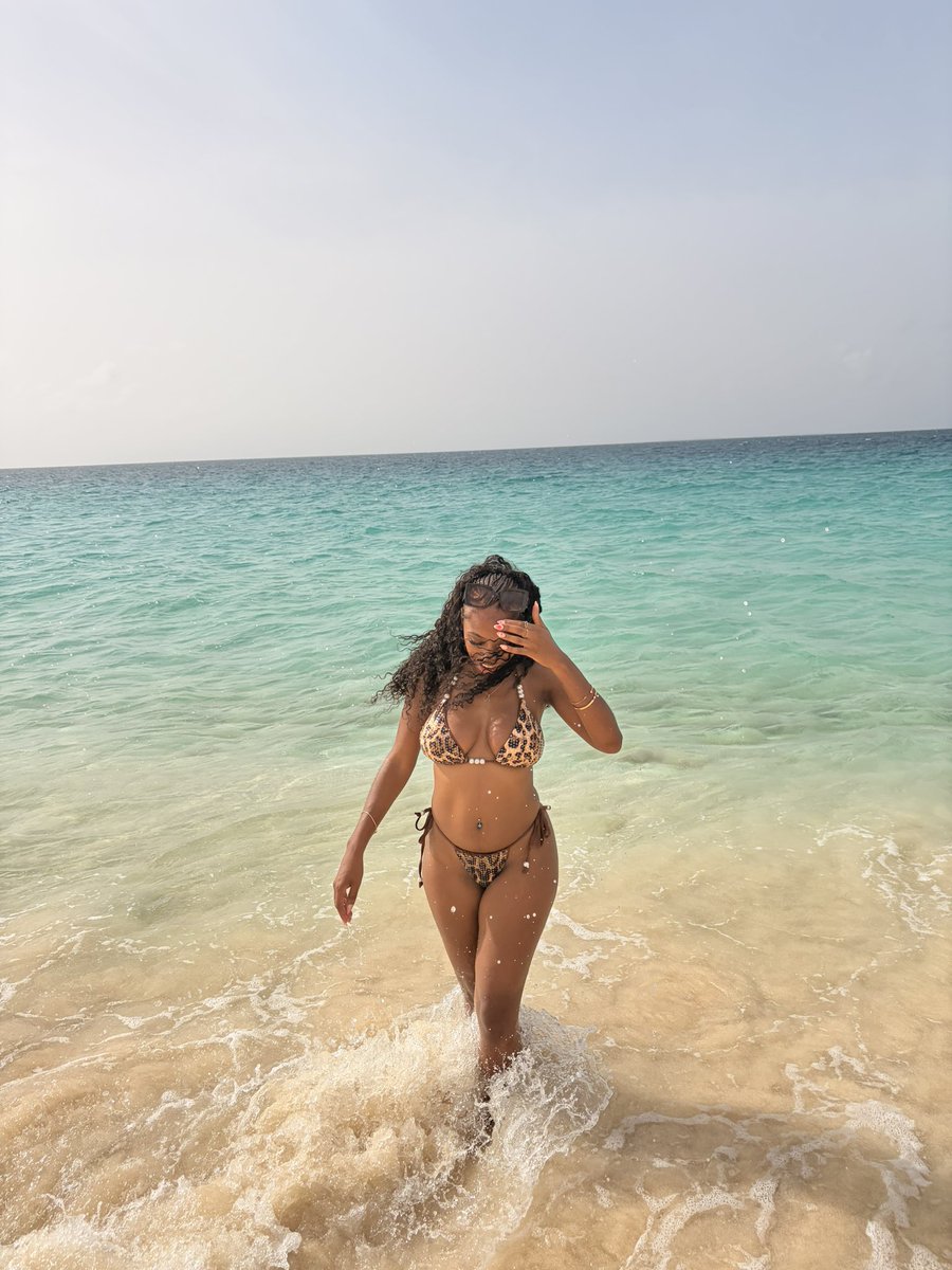 LookAtLexxi's tweet photo. 🏝️ https://t.co/MDQT15Mvxg