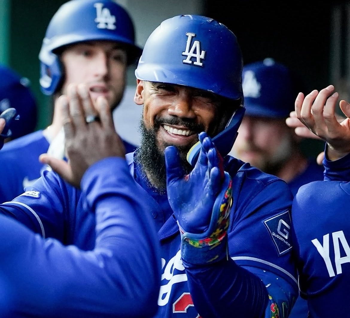 DodgerDugoutPod's tweet photo. If Teoscar Hernandez can continue to heat up, this lineup could be a whole lot more dangerous going into October. 

@JTSNetwork | #Dodgers https://t.co/MRYYOPKJ3e