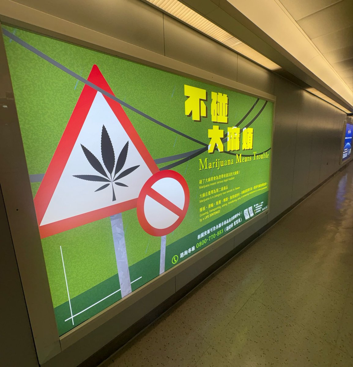 ihateUletsdie's tweet photo. Periodt Taiwan 🇹🇼 I’m fw ya ✊#Marijuana #Means #TROUBLE https://t.co/1BkvFqPU0P
