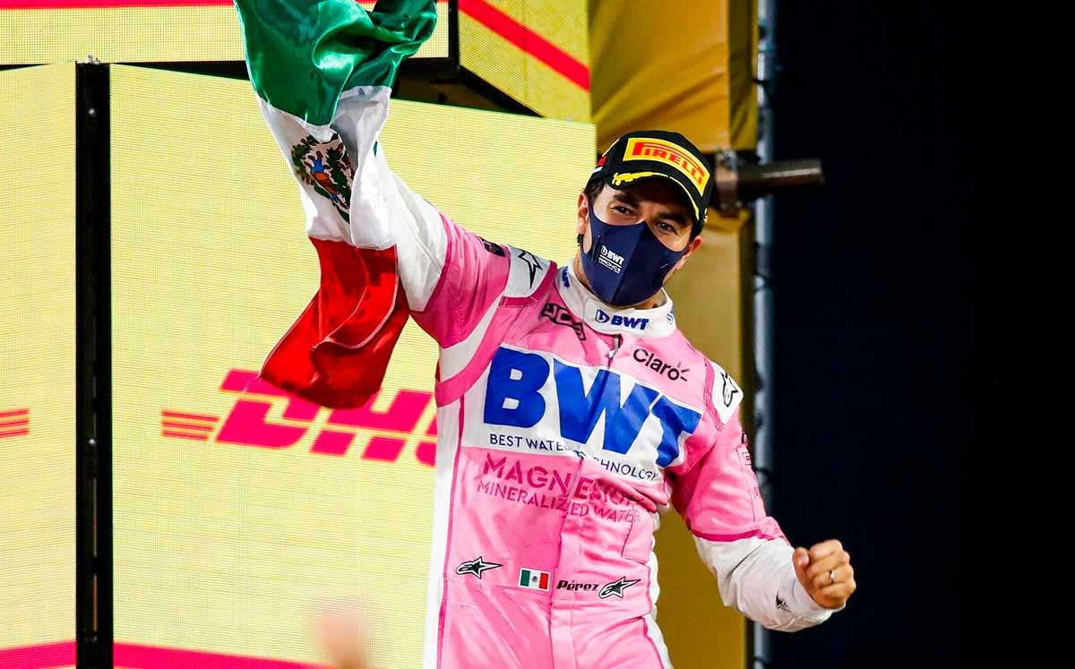 Checlerc1116's tweet photo. VIVAN LOS HEROES QUE ME DIERON PATRIA Y LIBERTAD

(Checo Pérez ganando Sakhir 2020) https://t.co/Ay9o17isab