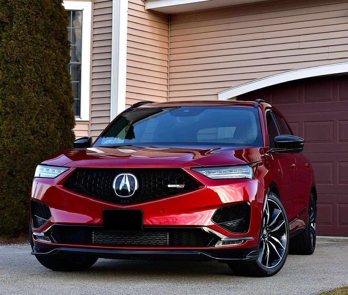 LakeshiaCafaea's tweet photo. New account for all things Acura and cars! https://t.co/YDl67S1ISA