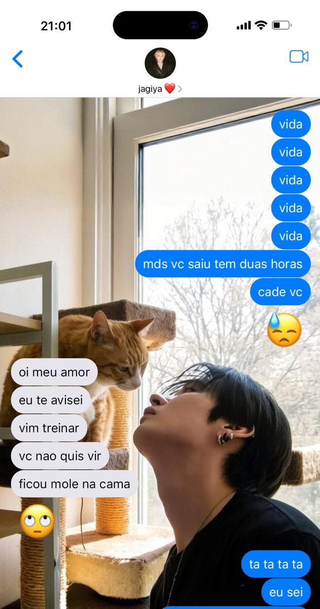 buzzcuthyunjin's tweet photo. #minsung few tweets au <3 https://t.co/yVh1HrdiO8