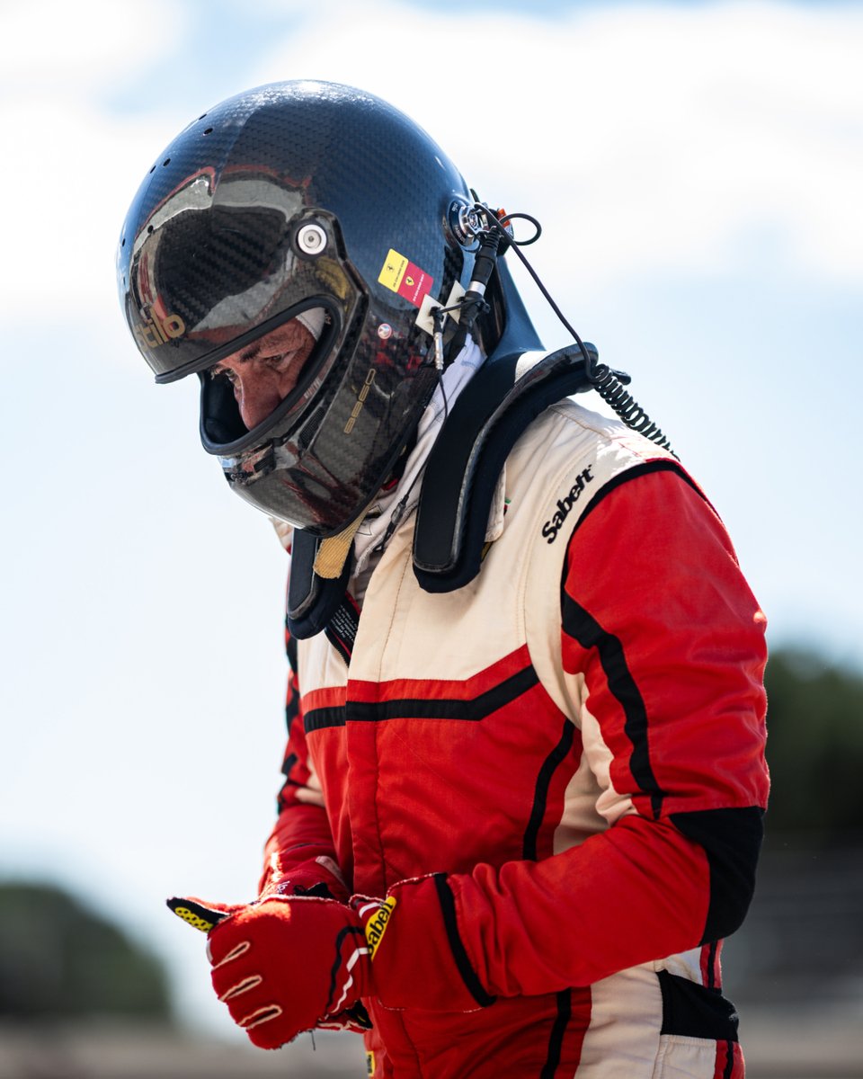 ChadwickGej2b's tweet photo. Fixed gaze, controlled breath, mind already on the track. Those seconds before the start, everything stands still and focus is all that matters. Preparation, discipline, and tension unite, ready to explode as the lights go out. The race begins long https://t.co/ghYlf1RqH7