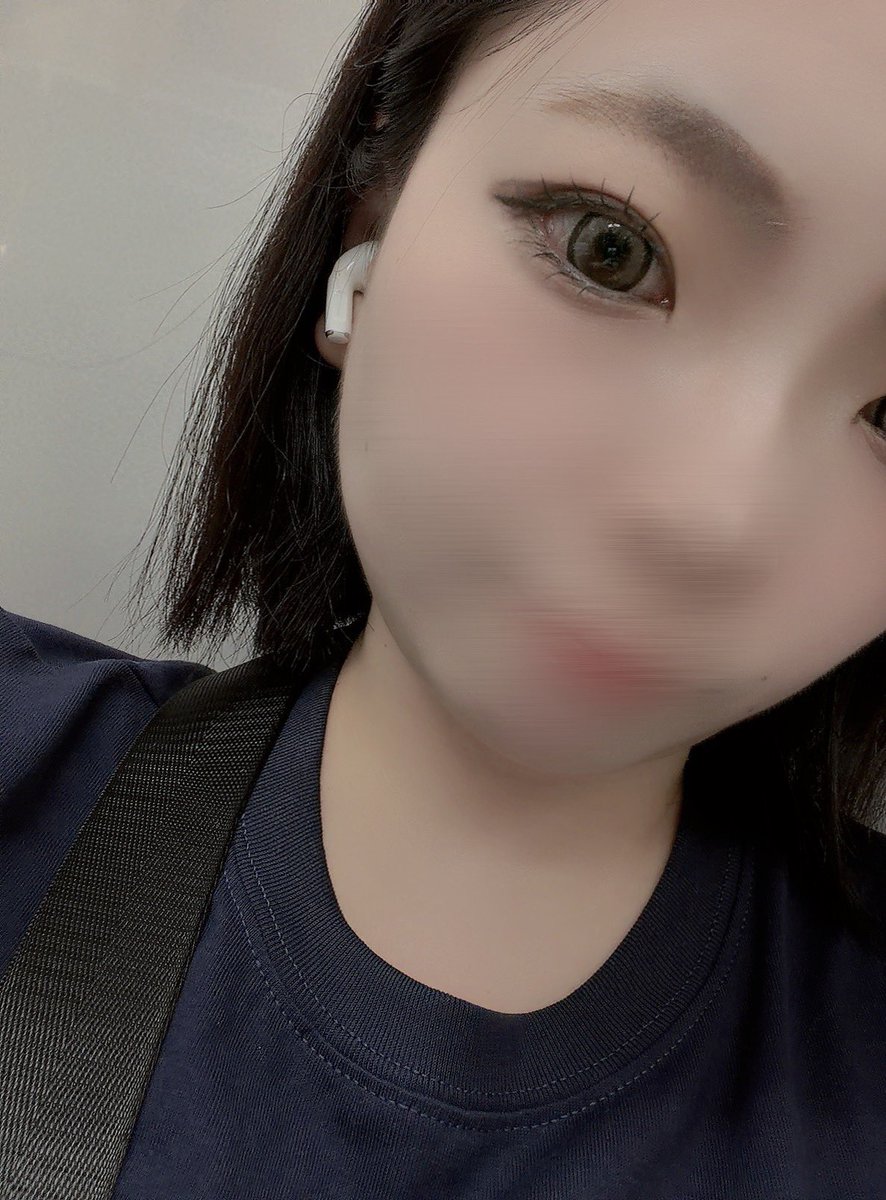 149_____'s tweet photo. カラコン違うだけで印象全然違う👀 https://t.co/P1DxSIPfgc