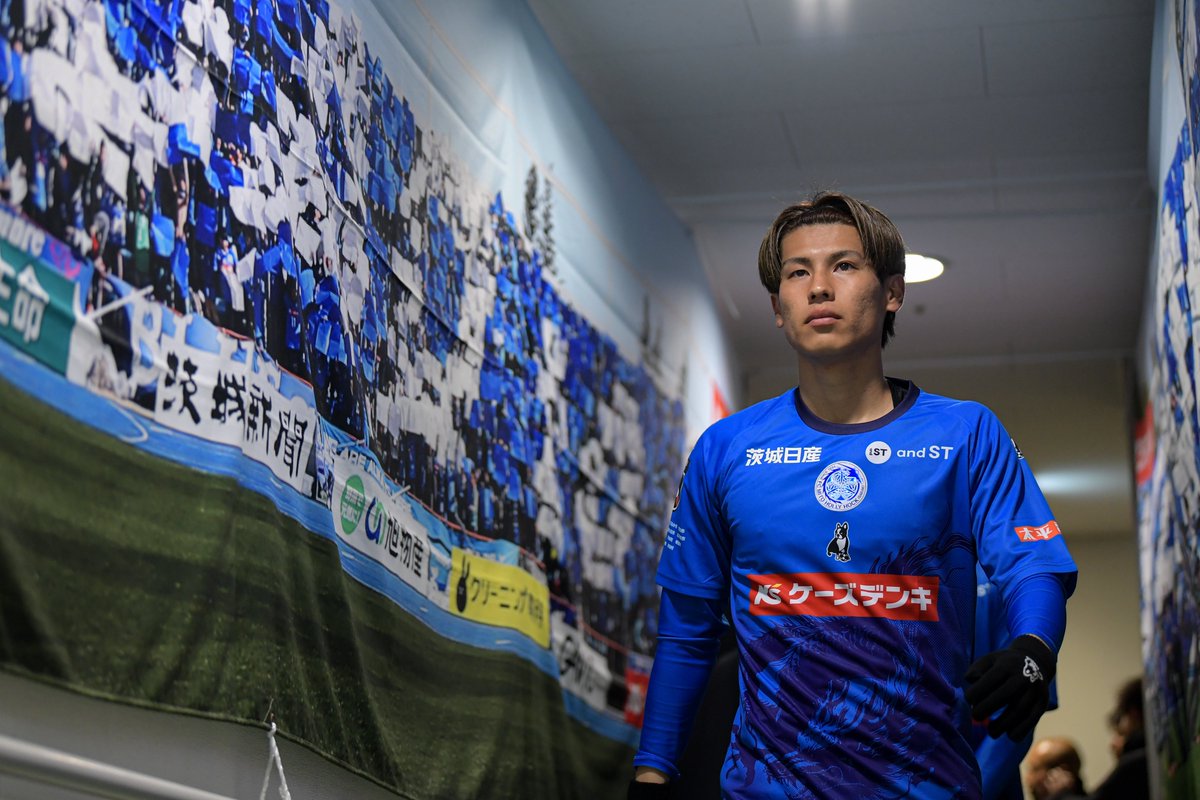 hollyhock_staff's tweet photo. 【大森渚生選手 鹿島アントラーズへ完全移籍のお知らせ】

この度、大森渚生選手が鹿島アントラーズへ完全移籍することが決定しましたのでお知らせいたします。

https://t.co/xTj2BwyQKS

#大森渚生 @sho_omori7
#水戸ホーリーホック https://t.co/DgmgGWCVow