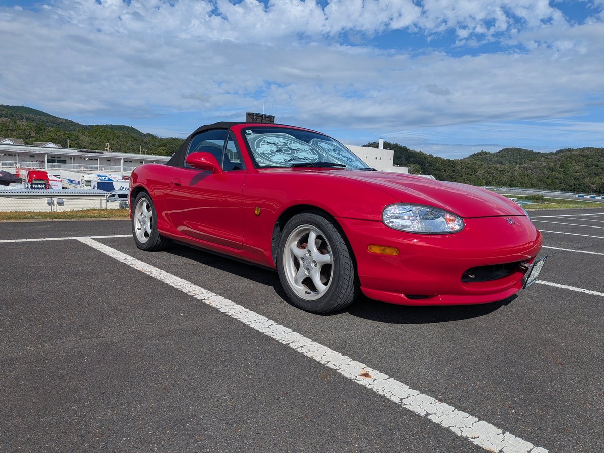 NB8C20's tweet photo. 岡山国際サーキットに来てます
全日本ロードレースのテスト走行を見に来ました🏍️ https://t.co/zdCrvB8nEA