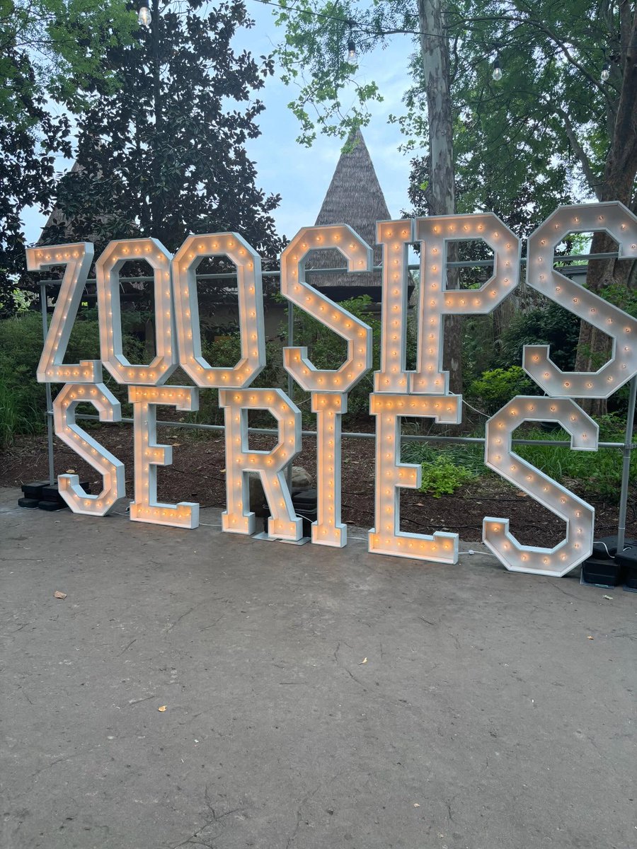 CathleenEhkuy's tweet photo. Thank you 1st Choice Tasters for the opportunity to work at Sips for Species. Supporting wildlife conservation and the zoo’s important work was truly meaningful. It was a blast, and I can’t wait to return next time. https://t.co/MqCUES6Go6