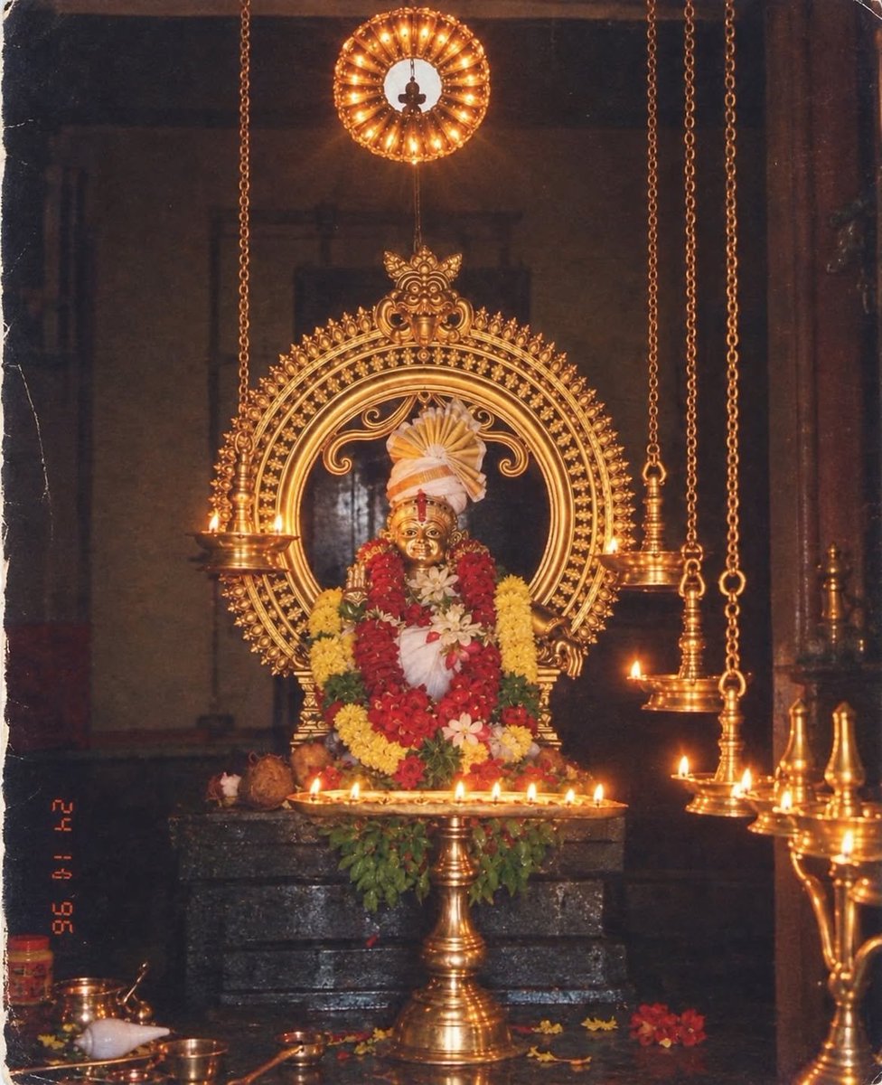 koti7711's tweet photo. స్వామియే శరణం అయ్యప్ప 🌺 🙏
#SwamiyeSaranamAyyappa https://t.co/04or8TWUHK