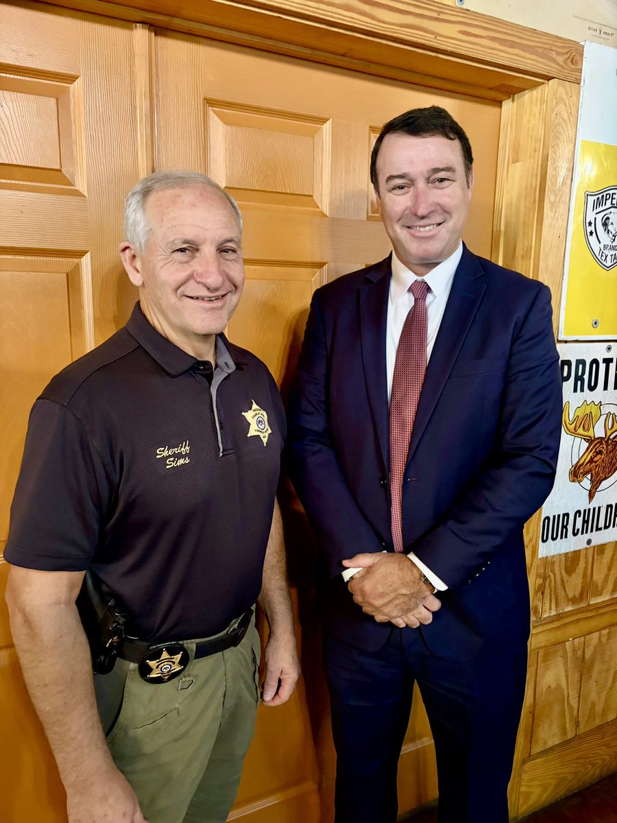TindellSean's tweet photo. Enjoyed speaking to the Forest Lamar County Republican Women today about my campaign for Attorney General, the importance of strong leadership, and the future of our state. I’m grateful for the warm welcome and the opportunity to share why I’m running and my commitment to keeping Mississippi a safe place to live, work, and raise a family.

Grateful my wife, Claire, was able to join me today and for her support every step of the way! And a special thank you to Sheriff Sims for stopping by joining us!

#TeamTindell