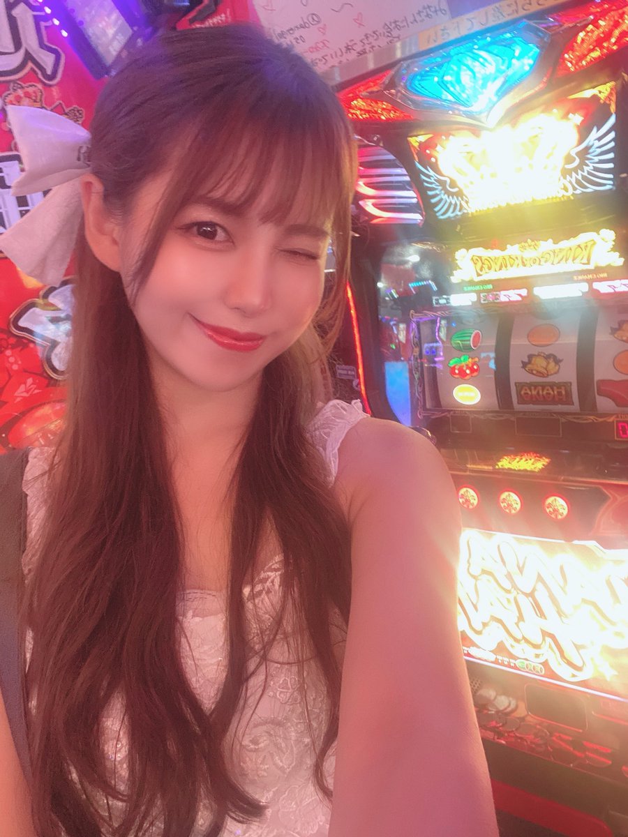 danengel0511's tweet photo. #キクヤ島店

キンハナやります🌺❤️

今日は天使👼🪽

リコリコ、青ブタ、ソードアートオンラインⅡ、ヴヴヴ2、東京喰種、カバネリ、ハナハナコーナー、沖ドキコーナー大人気⭐️⭐️

㊗️昨日15日(火)に
OMIYA様 @OMIYA_t_k 
新店長様就任されました❤️
おめでとうございます🎉⭐️⭐️

就任された次の日に来れて嬉しいです❤️

今日もみなさんと楽しんでいきたいです⭐️
この後からのご来店お待ちしてます❤️

#PR #堕ねんじぇるの天使か悪魔か