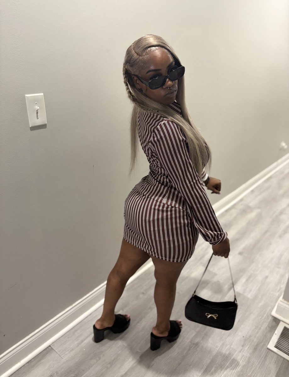 _Janelys__'s tweet photo. Real fine thick shit 😍🍫 https://t.co/uyAlQu28Ke
