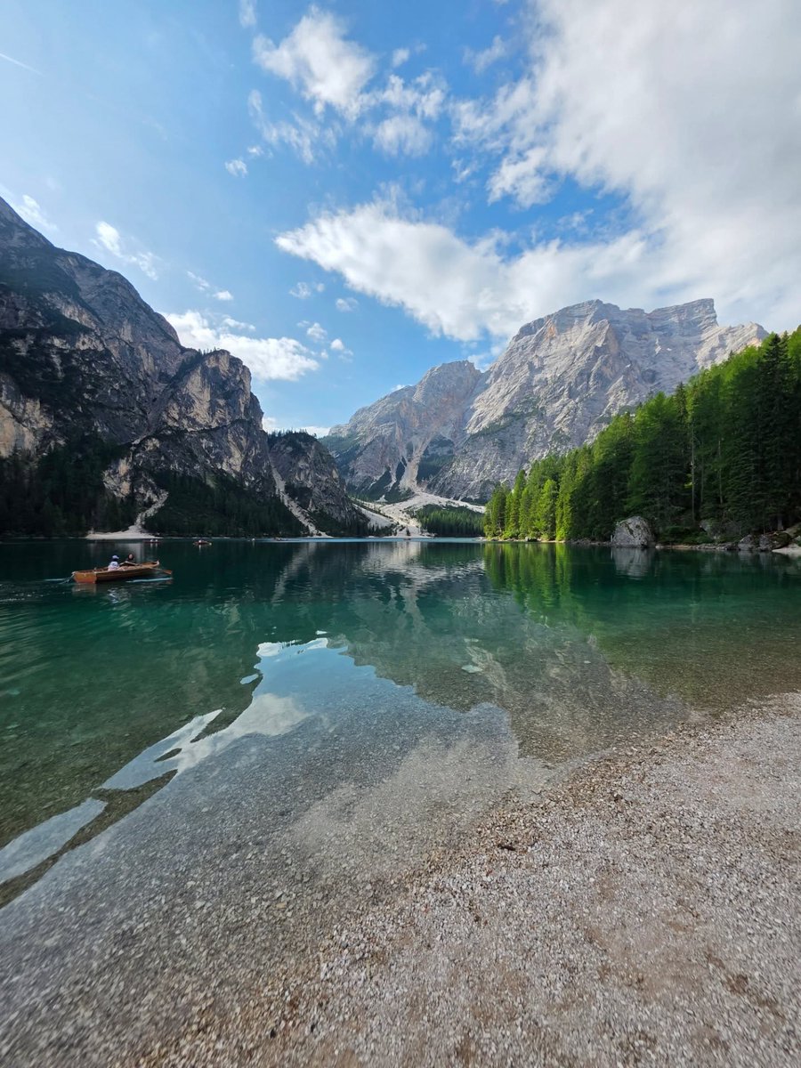 AndreGreengqtr's tweet photo. Lago di Braies, in the heart of the Dolomites, is one of Italy’s most iconic alpine lakes. Its emerald glacial waters reflect dramatic peaks with perfect clarity, creating a scene that feels painted rather than real. https://t.co/5SagZ0DCeu