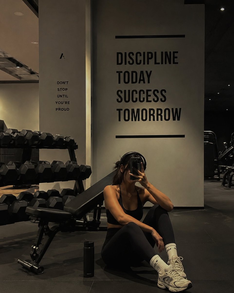 NovaSanderkvv's tweet photo. Study with Focus. Learn with Confidence. Succeed with Excellence. https://t.co/3kFyA7Oqb9