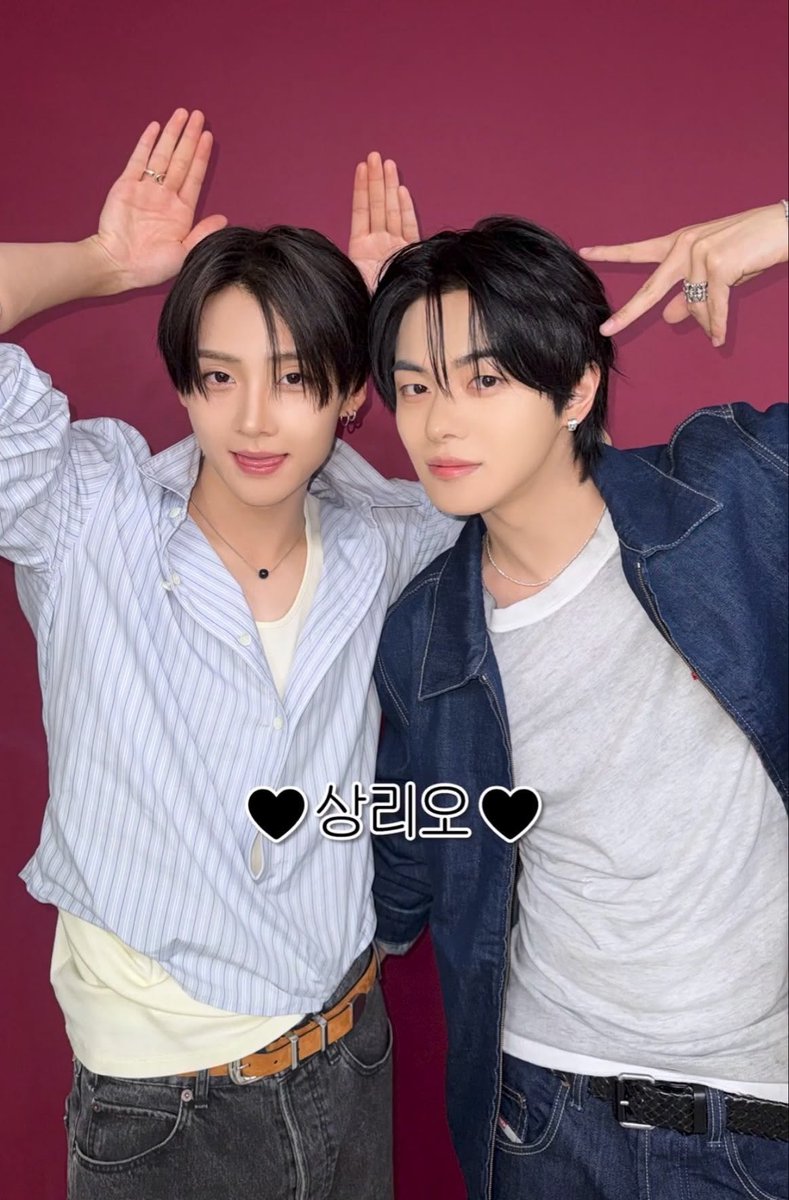 lswmochi's tweet photo. @FANTHEONE_offcl 전설의 8년 케미와 함께.... 상리오 ✨ 
#LEO #SANGWON #ALD1 https://t.co/NFA69ZHR1u
