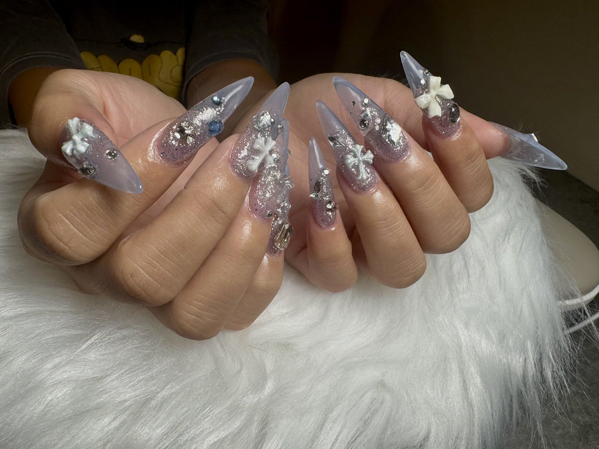 cibiwaka's tweet photo. 最近のネイル達💅🏻🤍

まだまだ技術向上のため、練習モデル様を募集しています✨

＼ 今だけオープン限定価格 ／

💅🏻 オールメニュー　¥3,000
🎀 長さだし　1本 ¥100
🫧 他店オフ　＋¥500
🤍 基本的にフィルインで施術しています

お好きなデザインをご相談下さい🪄 https://t.co/Mh21yADdjP