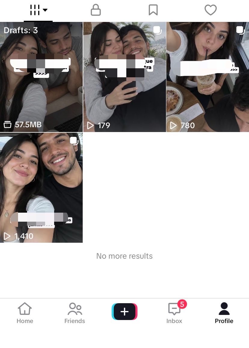 designbyfernand's tweet photo. Day 2 of building in public

Posting TikTok slideshows to promote the app

Testing :
- 1st slide AI generated UGC photo
- 4-7 slides sharing tips/routine
- Soft CTA in the last slide

Getting some views and engagement

Will keep running this format to see if it converts https://t.co/n0YX6h2xQZ
