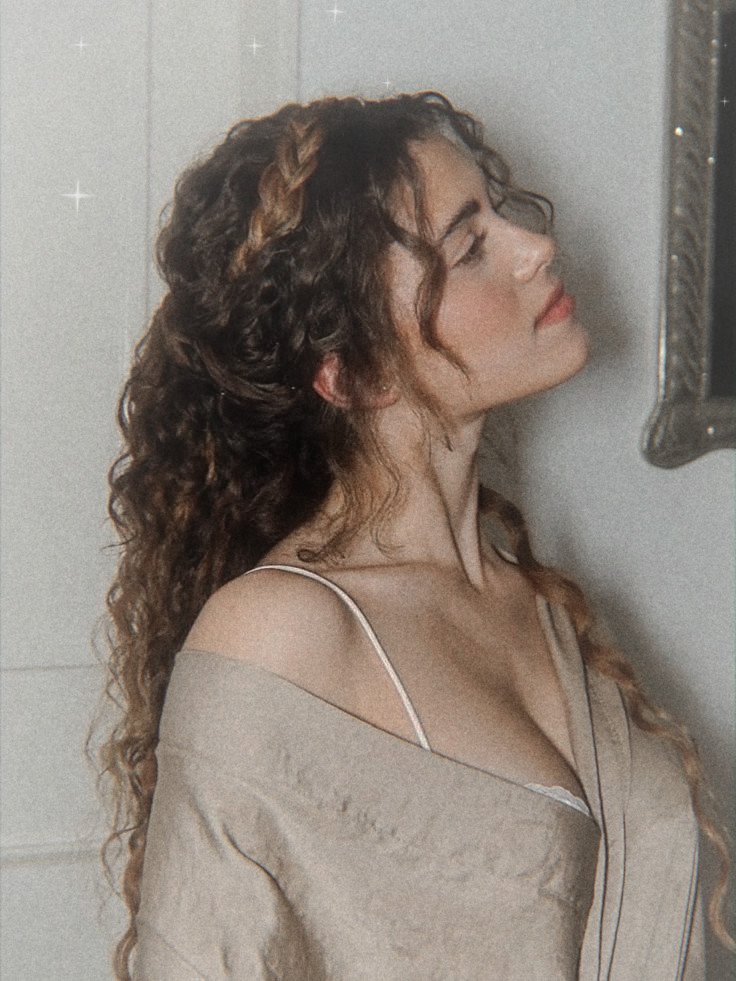 morirdamorr's tweet photo. AU #MARREY ᥫ᭡

donde Rey abandonó su carrera para olvidar a Mar y dejarla ser feliz, aunque eso significara que lo sea con alguien más.

O

donde Margarita se arrepiente de haber intentado amar a Merlín, porque después de tantos años, su corazón siempre supo a quién pertenecía. https://t.co/hTuDrbXeIv