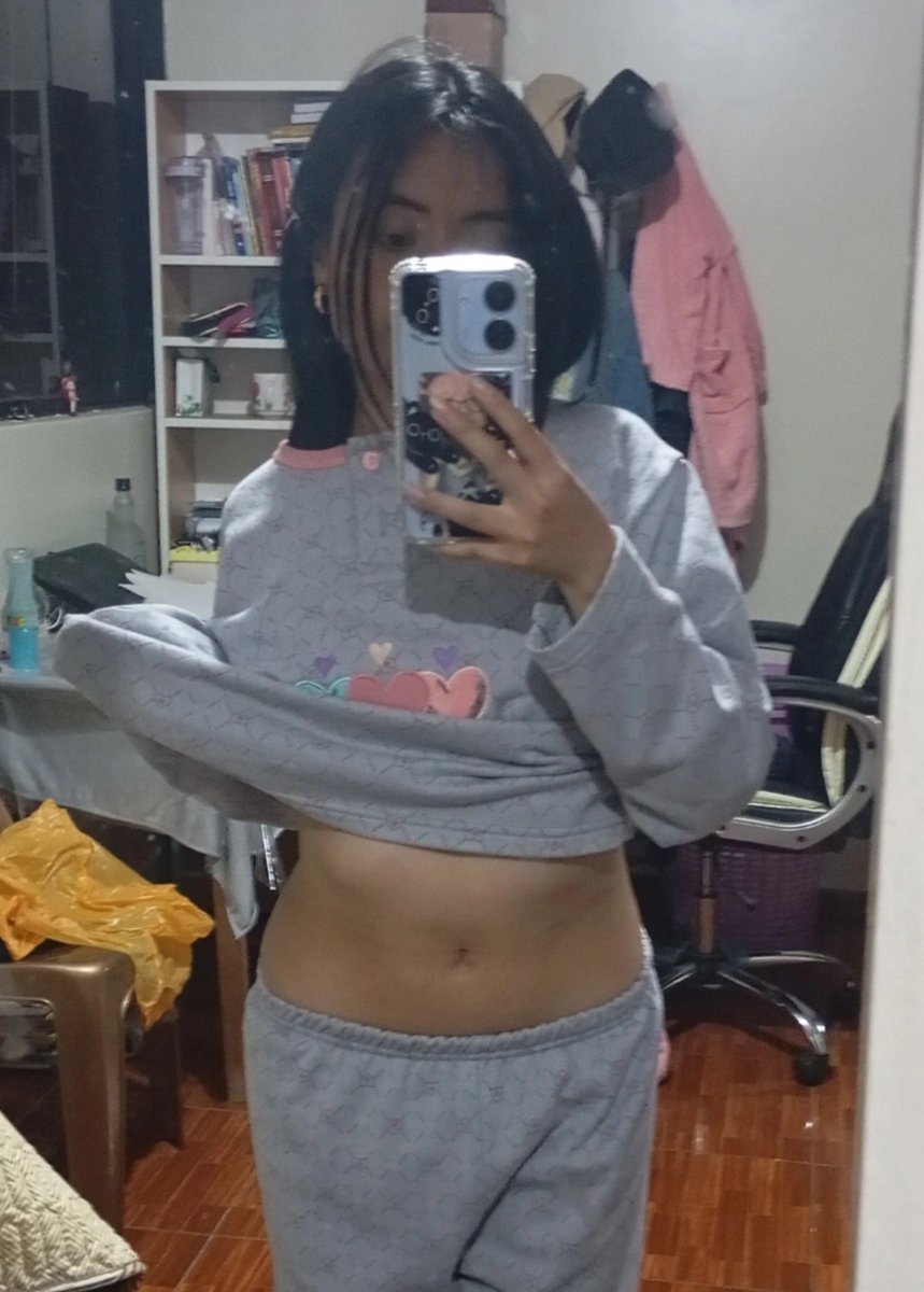 chocot0n's tweet photo. estos días comí demás pero m siento bien con mi cuerpo ksjd https://t.co/m40gwuaN2E