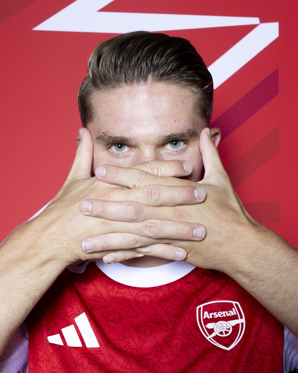 Johnzealous33's tweet photo. Viktor Gyokeres. My striker. Always.

#COYG https://t.co/NFxwYNEcn8
