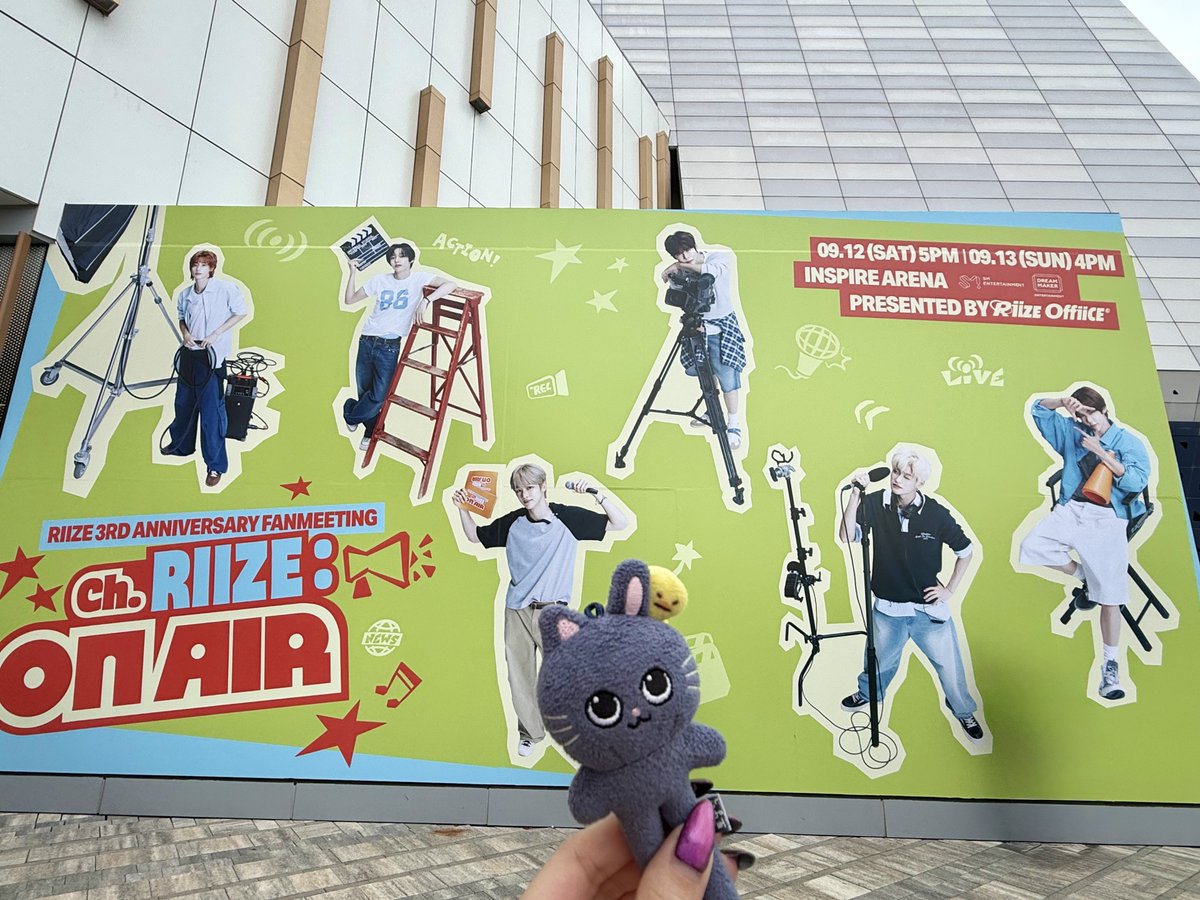 kook_nyan's tweet photo. 3周年おめでとうございました🧡🧡🧡
라브뜨~~🫶🫶🫶
#RIIZE #라이즈
#RISEandREALIZE
#RIIZE_FANMEETING
#ChRIIZE_ONAIR https://t.co/azjjKhrDeq