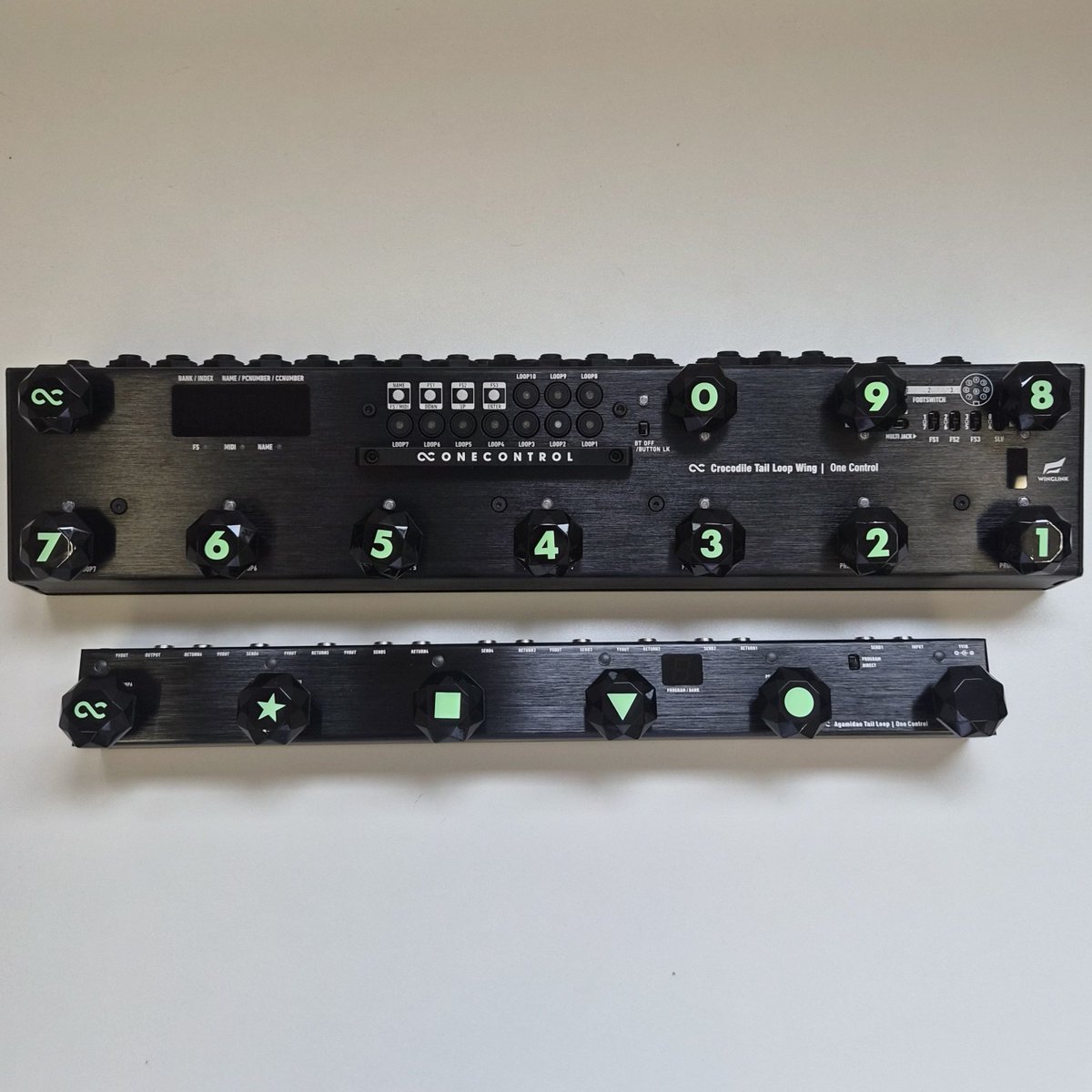 tomokazkawamura's tweet photo. 【新商品】
One Controlより新商品。
Octagon Switch Hatです。
一番の特徴はプリント加工が施されているところです。恐らく世界初のアイディアです。
見ての通り視認性抜群です。
何度も試作を繰り返しやっと商品化出来ました。
今週より発売開始。
皆様どうぞよろしくお願い致します。
 #Onecontrol https://t.co/JYSNUo6FIP