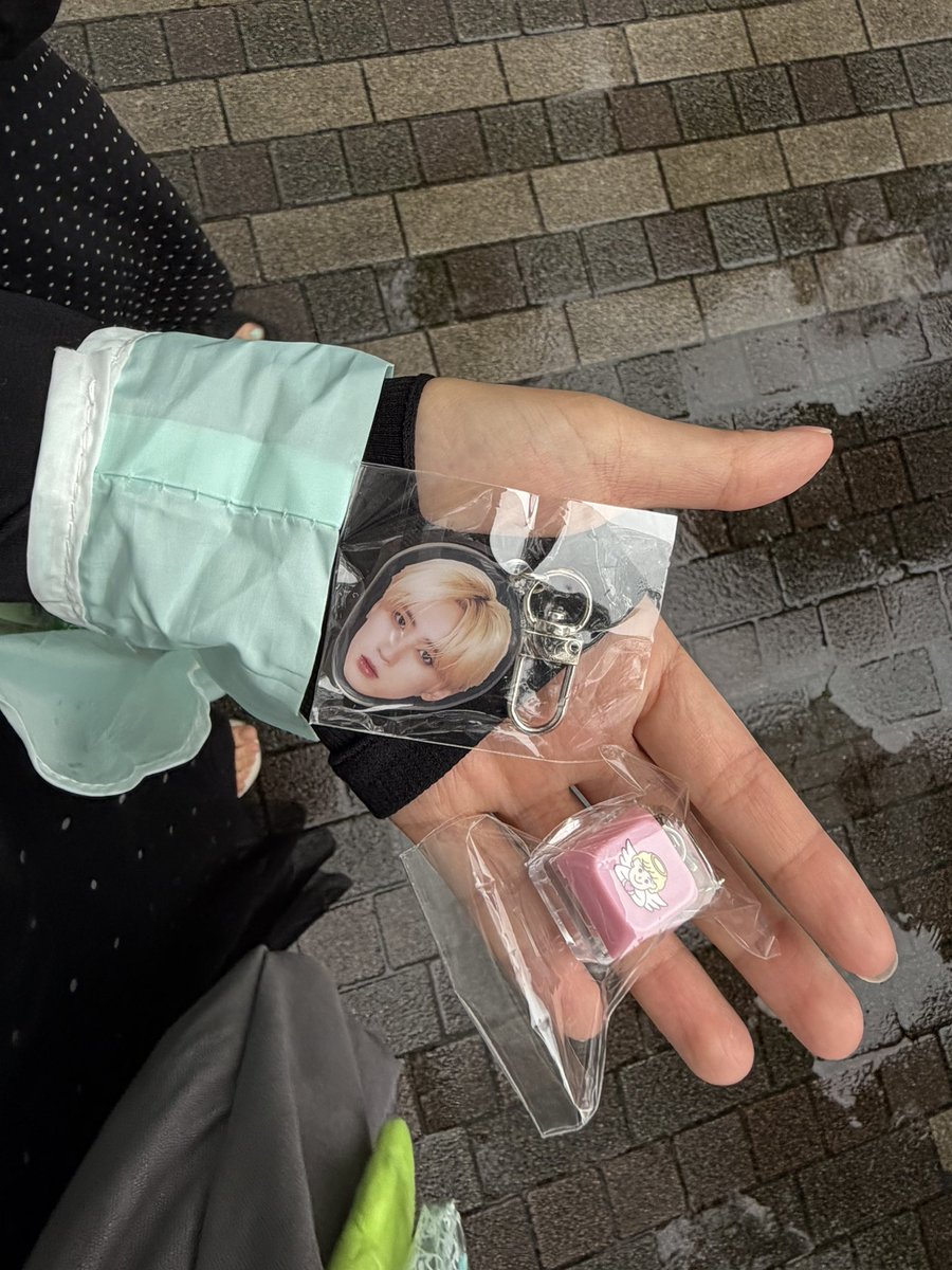 merot0601's tweet photo. INI CITY OF LIGHTS カプセルトイ

【譲】 画像のもの
ラババン 田島、尾崎
ボトルキャップ 後藤、高塚、田島
顔アクキー 許
キーキャップ 佐野

【求】 同種 西洸人（異種交換も検討します）
         ※顔アクキー、キーキャップ優先

本日、東京ドームにて交換希望です！
#INI交換 https://t.co/zNfs2veOSI