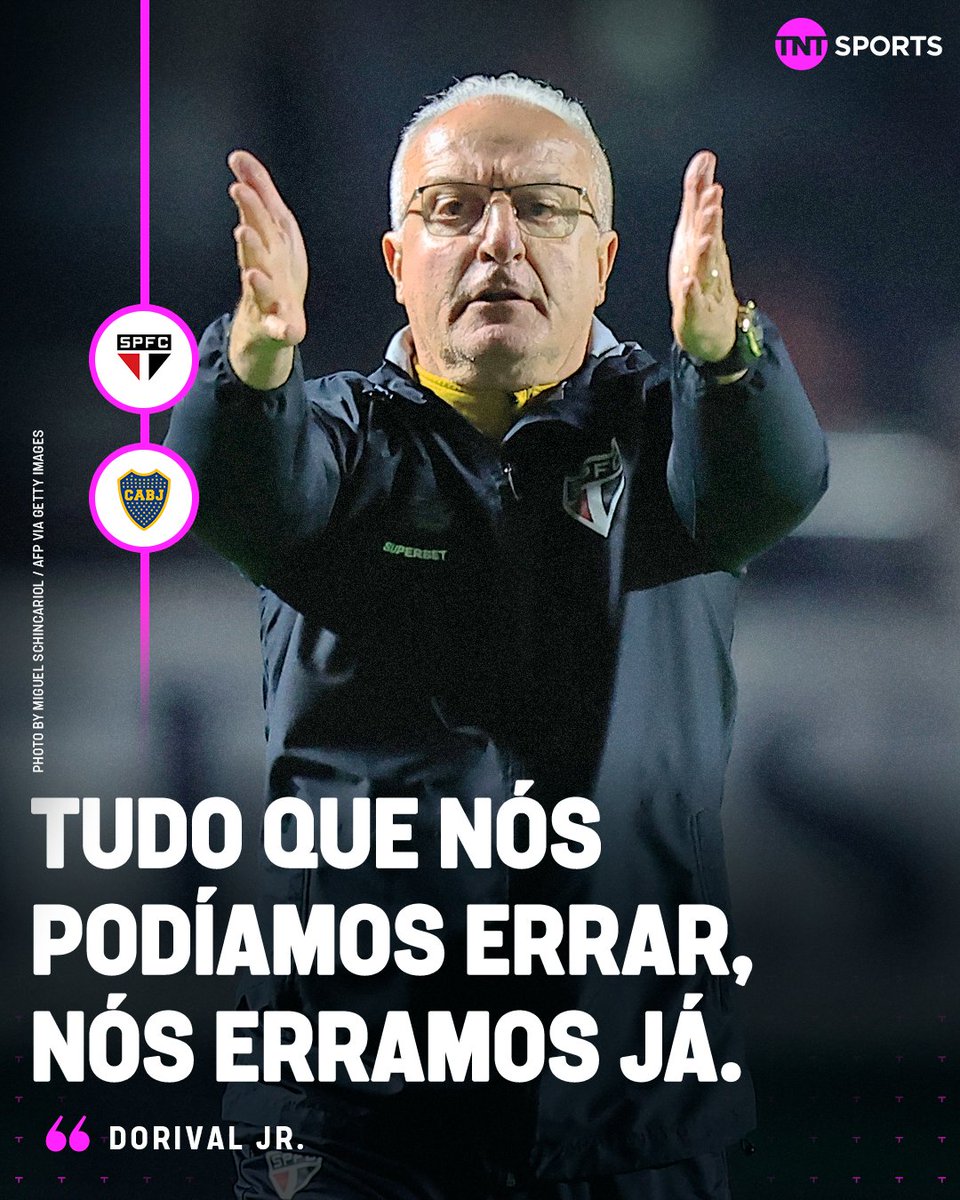 TNTSportsBR's tweet photo. O DORIVAL DEU BRONCA NO TIME NA PARADA PRA HIDRATAÇÃO! 😳 O técnico do São Paulo pediu "erro zero" contra o Boca Juniors. #FBR #SulAmericana https://t.co/5PFrpjNryt