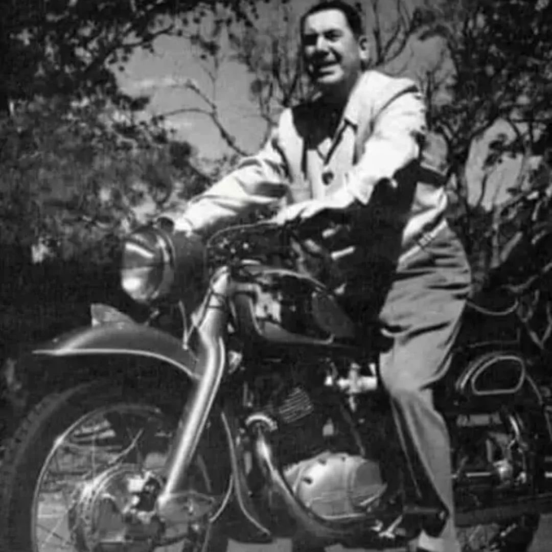 locuralamia's tweet photo. El primer motochorro. https://t.co/QIih9NzmoW