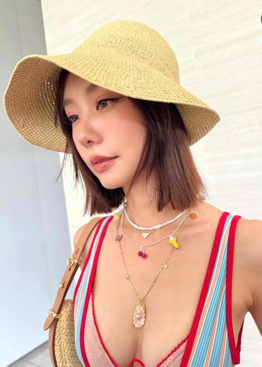 NCS_54's tweet photo. อย่าเพิ่งเลื่อนผ่านสิ 💋🤤 🥹 https://t.co/kl8jFSFOe1