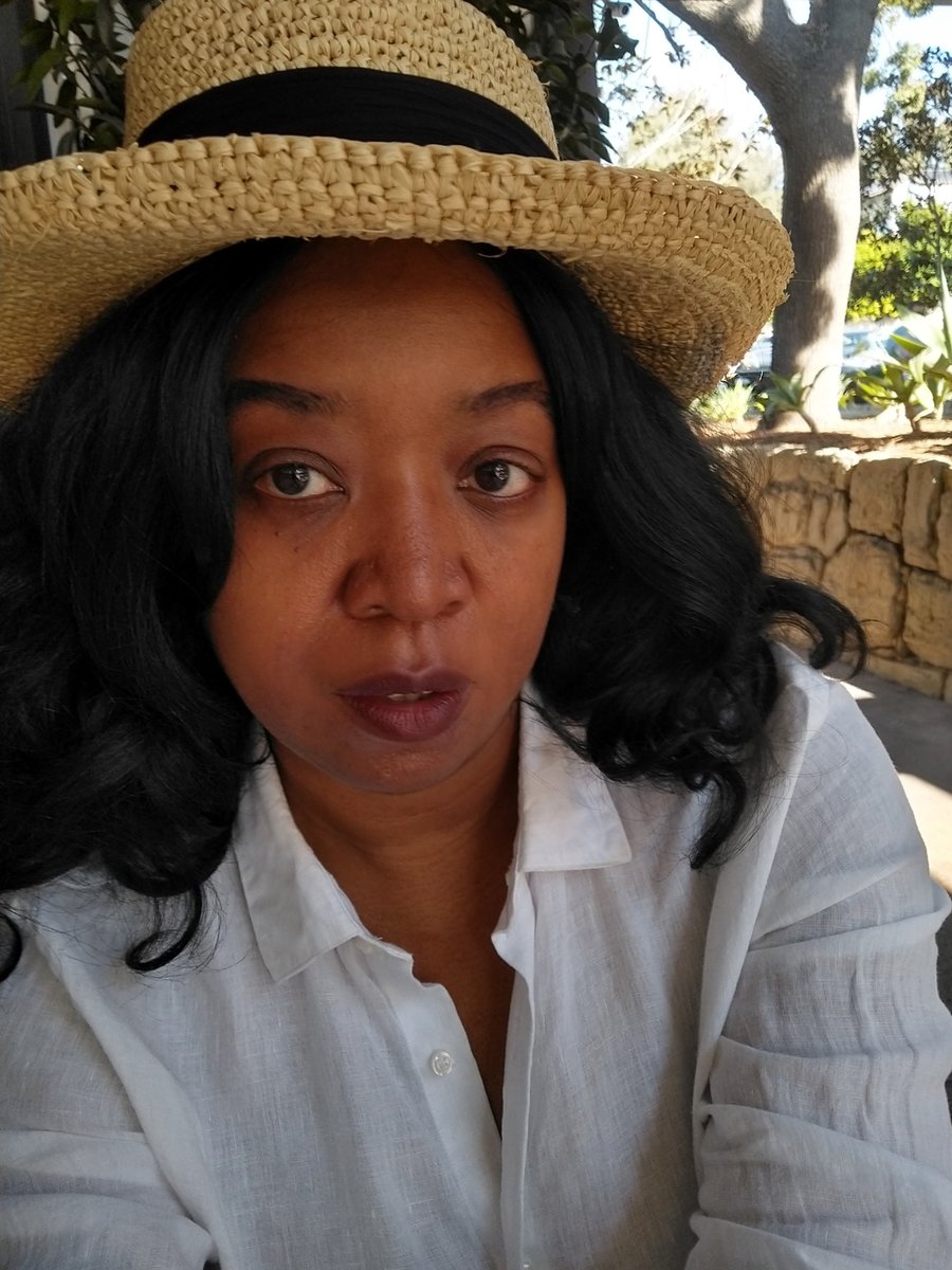 AureliusAwake's tweet photo. @dom_lucre I'm pleased because I've endured four long decades of people insisting I look like that terrible fat chick.  I won't say which types of people.  I'm pretty sure I don't have to. https://t.co/7X19K86EUo