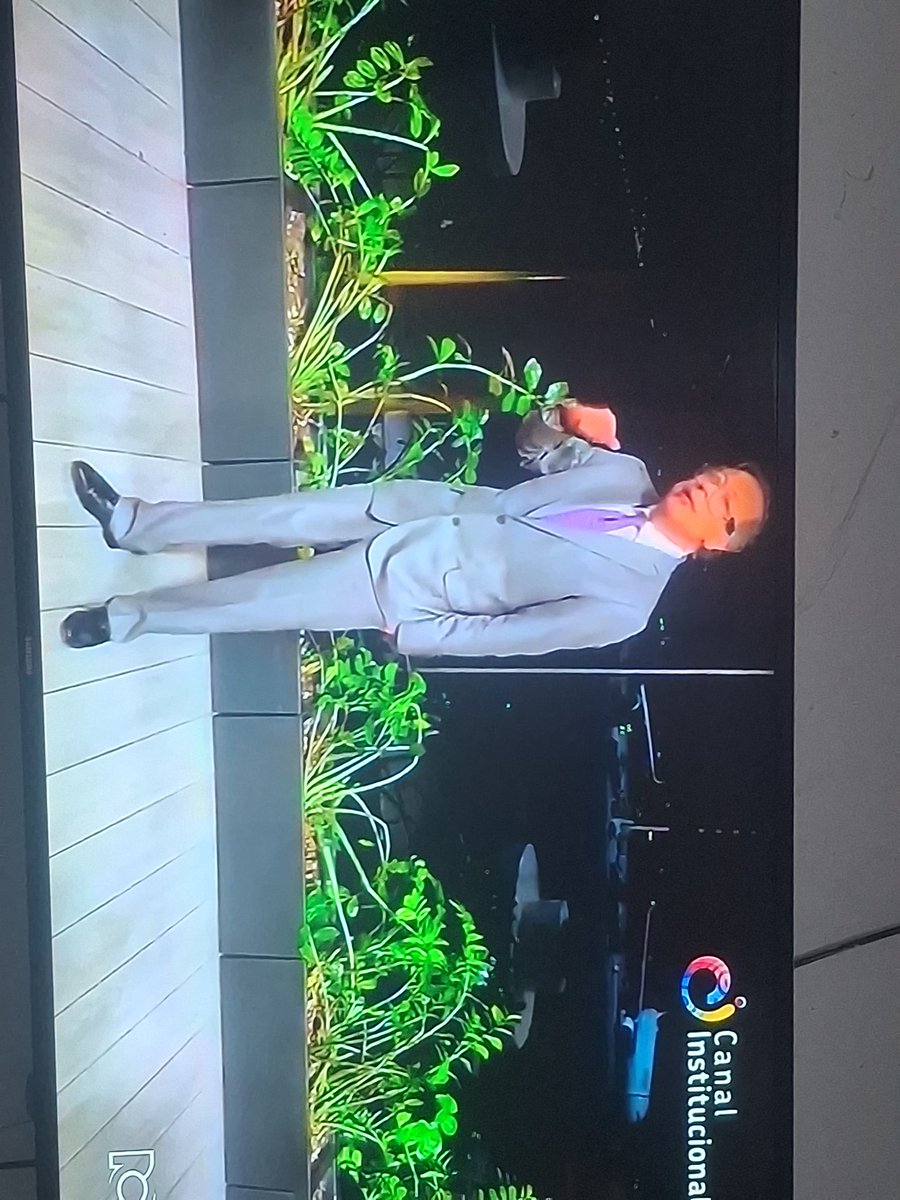 Luigui_Co's tweet photo. @NoticiasRCN @ABDELAESPRIELLA que hace este señor todavía en TV 📺. Por favor. https://t.co/fgrtOKg2As