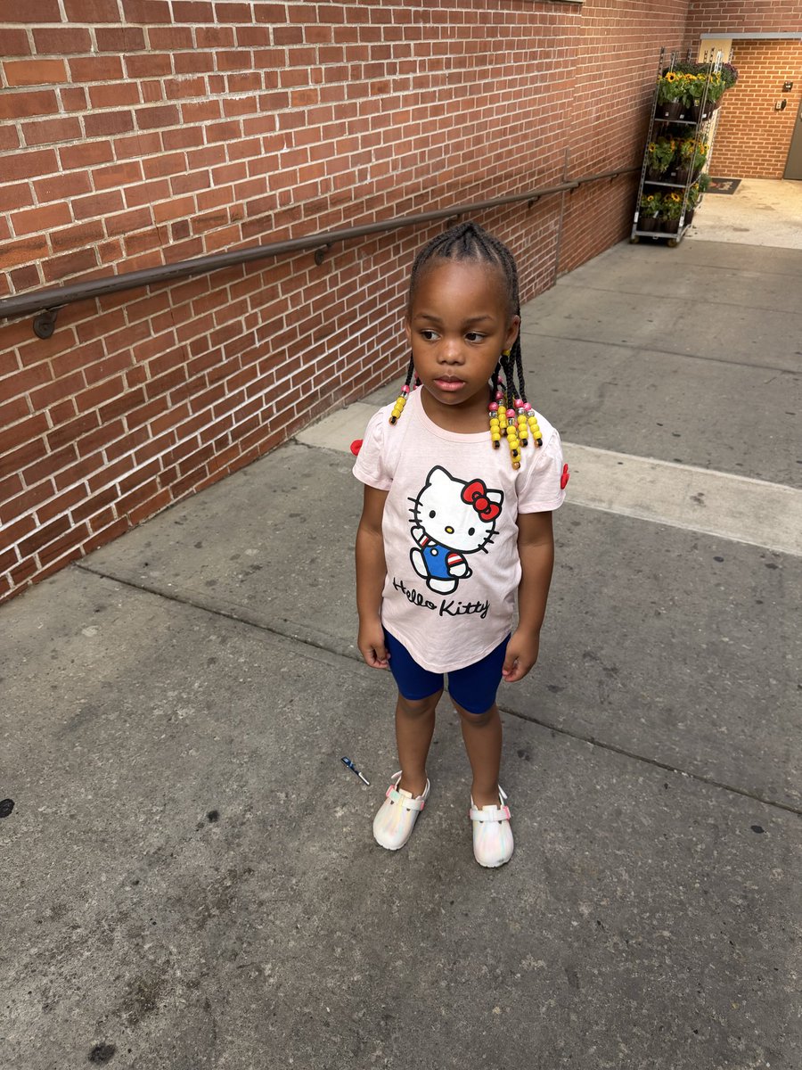 Allmightyjayroc's tweet photo. She b feeling better in what she want 🤣🤣🫶🏾 https://t.co/8czUgpBM1f