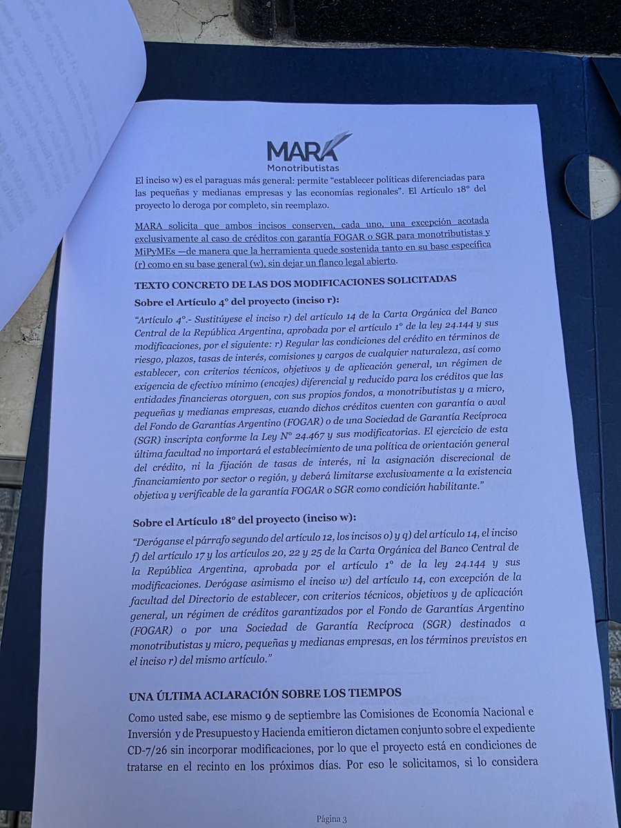MARAMonotributo's tweet photo. Senador @espinolacamau  le pedimos que en el tratamiento de la Reforma de la Carta Orgánica del BCRA  plantee una moción para que se modifique sobre tablas el encaje diferencial limitado a créditos productivos con garantía FOGAR o SGR.

De esta forma tendremos luego la posibilidad de trabajar en una Ley que permita el Crédito Productivo para los trabajadores independientes sin emisión monetaria ni costo fiscal.

Le adjunto la nota dirigida al Presidente del BCRA así puede entender la situación.

Necesitamos su pronta respuesta.

#monotributistas #ReformaBCRA
