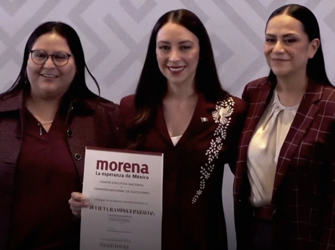 JTrianaT's tweet photo. Morena tendrá en Baja California a una candidata con la visa revocada, con operadores con antecedentes penales por narcotráfico, investigada en Estados Unidos y en negociaciones con el FBI para convertirse en testigo protegido.

Así habrán estado de podridos los otros aspirantes. https://t.co/V5S3ktwgZg