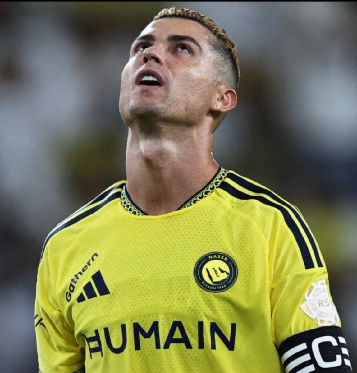 ExposingCR7_'s tweet photo. Cristiano Ronaldo's last 10 goals:

979) Vs Abha: 18th place
978) Vs Al Taawoun: 17th place
977) Vs Al Riyadh: 13th place
976) Vs Croatia 🅿️
975 &amp; 974) Vs Uzbekistan: 60th place
973 &amp; 972) Vs Damac: Relegated to the 2nd division
971) Vs Al Shabab
970) Vs Al Ahli
969) Vs Al Wasl https://t.co/6gKjzzyHCb