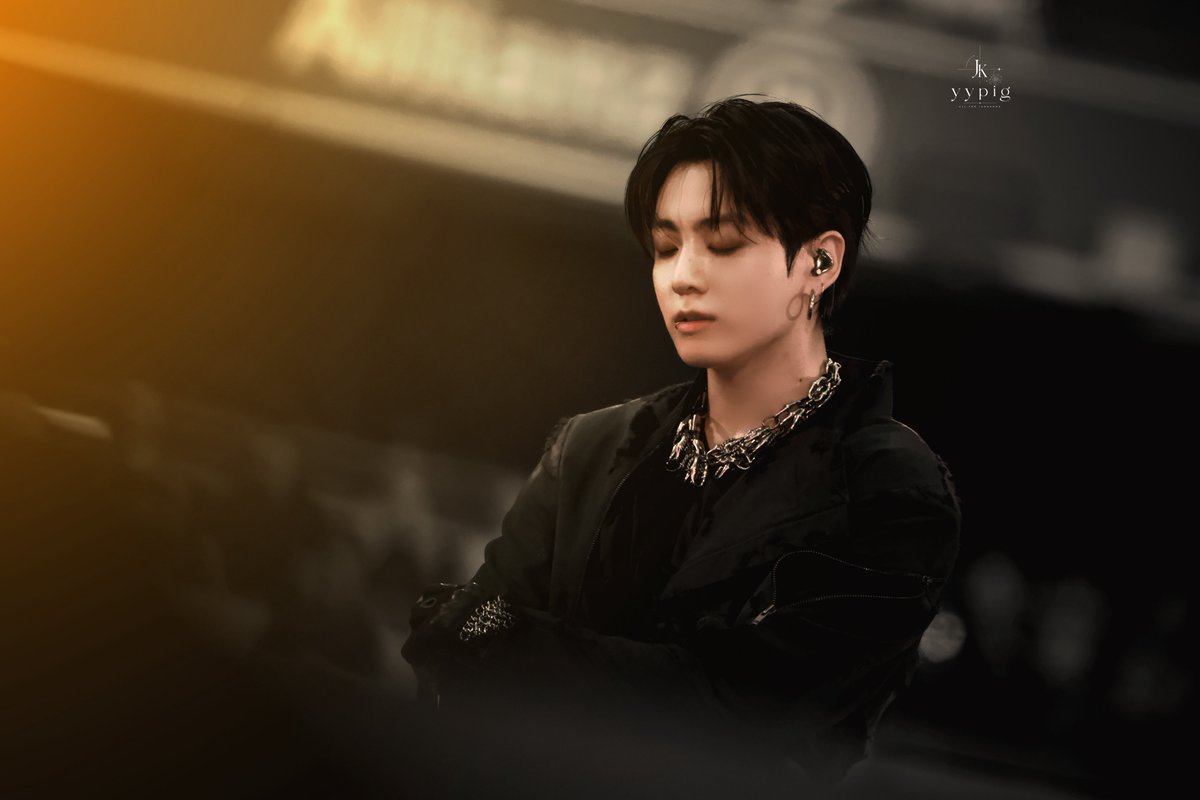 YYPIG97's tweet photo. 🖤
 #정국 #JUNGKOOK 
#BTS @BTS_twt 
#방탄소년단 https://t.co/3XFilO0Bc7