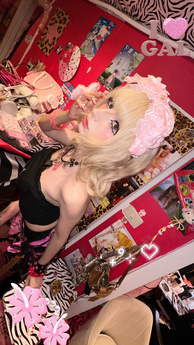 Himeecosplay's tweet photo. I got gyarufied 
ギャルになちゃった🌺 https://t.co/Z1fD0nbFXc