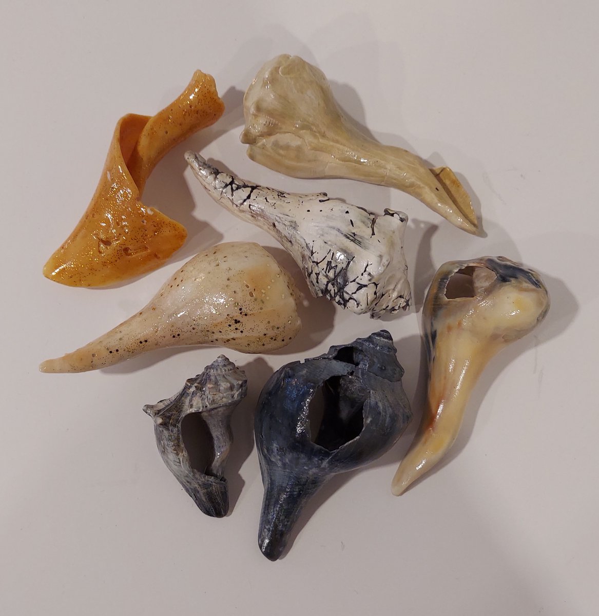 AngelaRienerth's tweet photo. !!!35% off!!! Painted Shell Ornaments, Vendor #629, available at Blue Crow Antique Mall, Painter, Va. @bluecrowantiques #shells #ornament #marine #ocean #beach #sand #painted #vintage #collectible #collector #collection #collectorsarewatching https://t.co/sf3skWtJRf