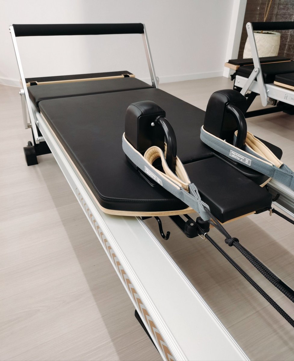 AprilD4689's tweet photo. Start your day with 5-min stretching! Boost flexibility, ease muscle tension, and keep your energy high all morning. Small moves = big wellness gains https://t.co/0A7WqFA8UN