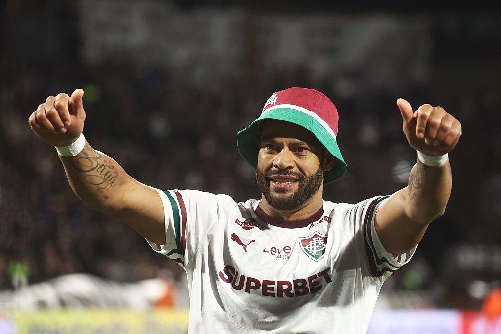 FluminenseStuff's tweet photo. TRICOLOR! 🟢⚪️🔴 https://t.co/OJQEpKflse