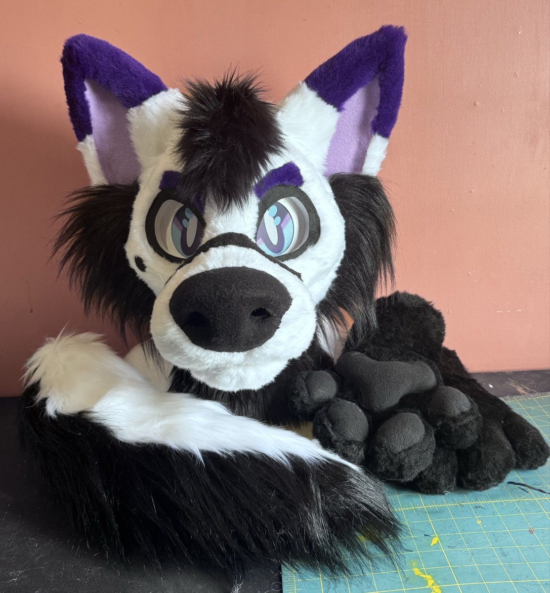 VirusRts's tweet photo. Suit 1 For Sale! Canine mini partial 
Brand new made by me 
Partially lined head, paws and XL nub tail!
Pickable nose
TPU base, 3D sublimated eyes
Asking $1.8k obo 
#furry #fursuit #fursuitforsale #fursuitsale #furries https://t.co/T79y35i5li