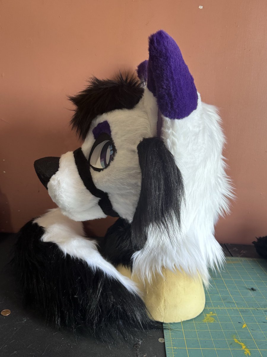 VirusRts's tweet photo. Suit 1 For Sale! Canine mini partial 
Brand new made by me 
Partially lined head, paws and XL nub tail!
Pickable nose
TPU base, 3D sublimated eyes
Asking $1.8k obo 
#furry #fursuit #fursuitforsale #fursuitsale #furries https://t.co/T79y35i5li