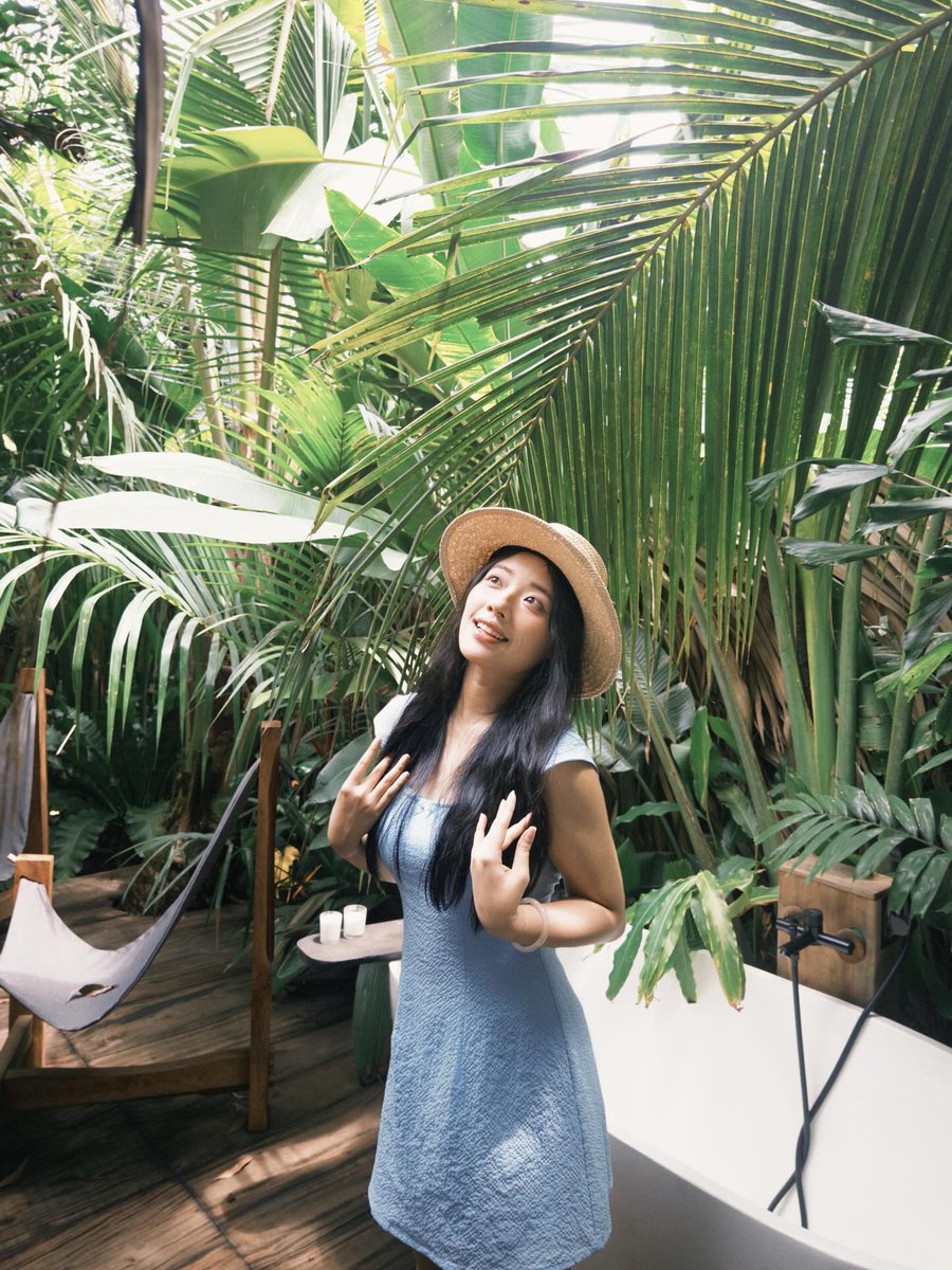 Hugo_Yap's tweet photo. Hey there! 🌞 Just wanted to say, the world is a better place with you in it-go shine today! 🌟
Bnzv https://t.co/v3RHlc9FD9
