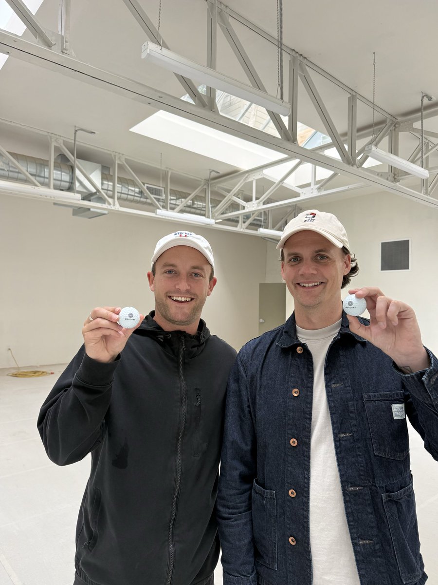 chuckwehan's tweet photo. @mercury hooking it up with the custom golf balls and merch! Thanks for swinging by @jamesdeacon_ stoked to be banking with you guys for Pacific Heights Golf Club! https://t.co/1PqbKLPitb