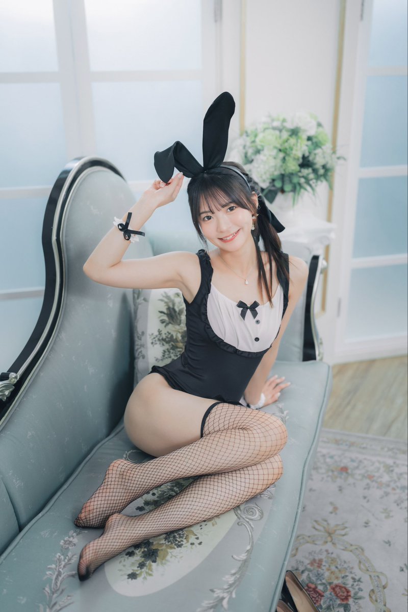 iilliilh's tweet photo. 東條夏台灣攝影會3
性感可愛小兔兔 https://t.co/JJUPAC7BwV