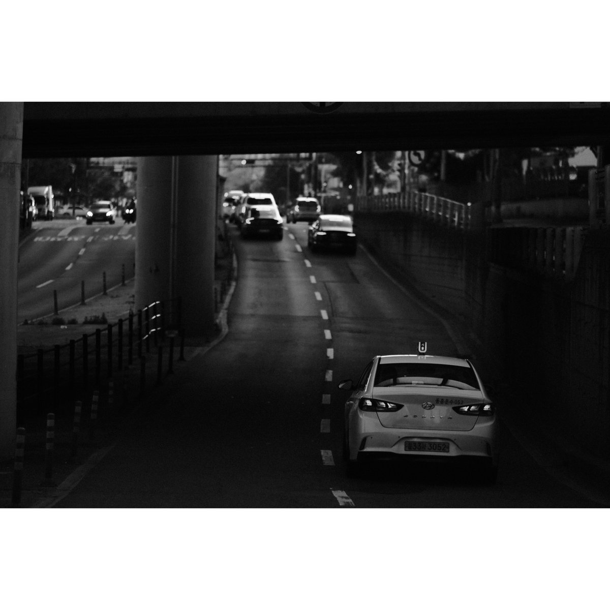 brooklynroac7b's tweet photo. Tunnel. In life, we encounter both short and long tunnels. Some lead to light soon; others require pushing through prolonged darkness. Either way, we eventually emerge. This tunnel leads to brightness. Nothing more. Sunshine. 260514. 134/365. https://t.co/ihTuBRXDUP