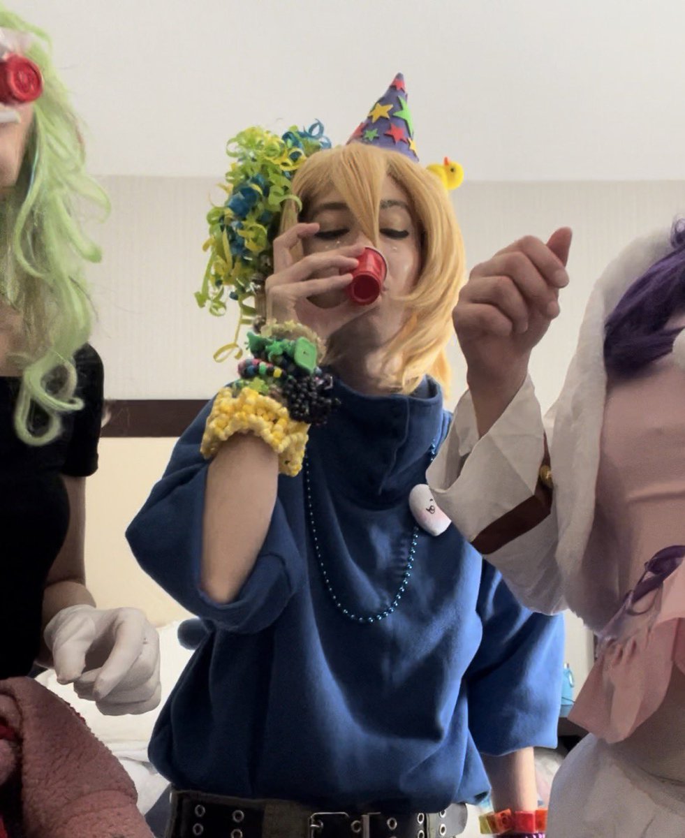 cosmos_cosplay's tweet photo. @TheAxolotlSun I regretfully have no pictures of me hitting the joints as Poob (which did happen) but I DO have a picture of Poob taking shots with Love Live and My Hero Academia girls so I hope that suffices as a trade for this beautiful image, Yuecc. https://t.co/LkstDJfOuv