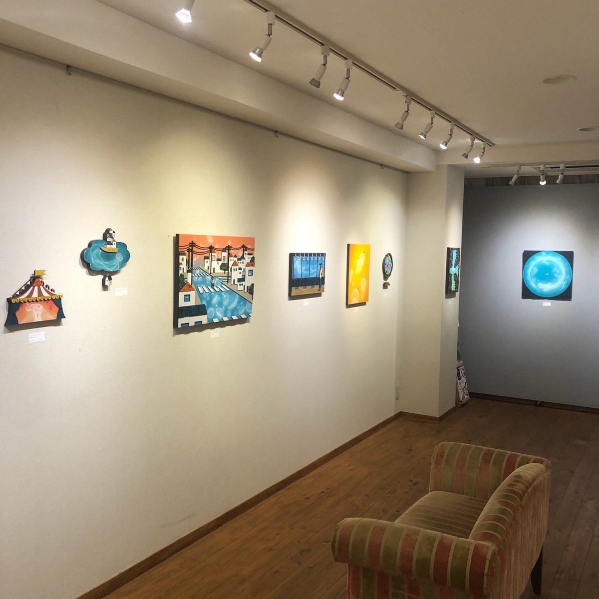 hakkendogallery's tweet photo. あっという間に！
本日最終日！
高橋祐次・間瀬由加里　二人展！
17時まで、京橋の八犬堂ギャラリーにて開催しております！ https://t.co/JRpt1cjuhW