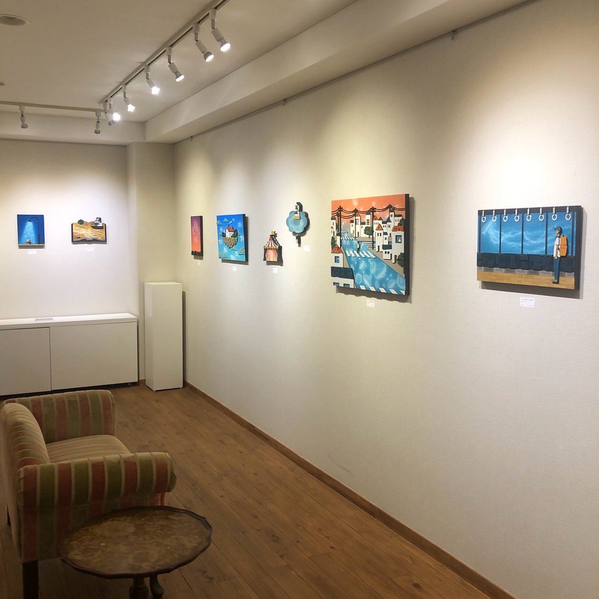 hakkendogallery's tweet photo. あっという間に！
本日最終日！
高橋祐次・間瀬由加里　二人展！
17時まで、京橋の八犬堂ギャラリーにて開催しております！ https://t.co/JRpt1cjuhW